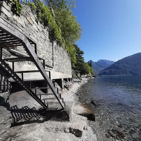 Del Pescatore Villa San Siro (Lombardy)